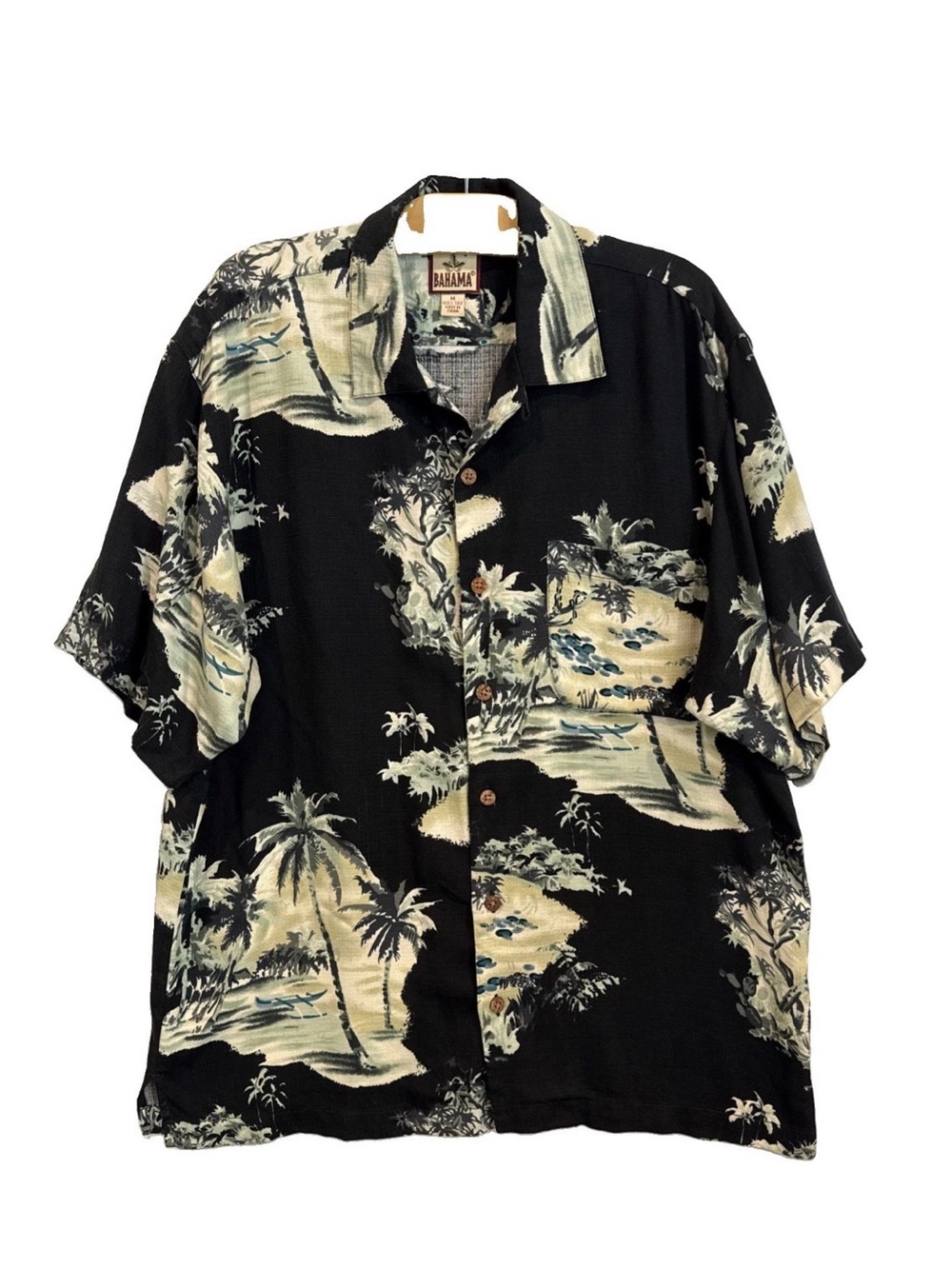 Tommy Bahama Vintage Men’s Short Sleeve Hawaiian Camp Shirt 100% Silk Floral M